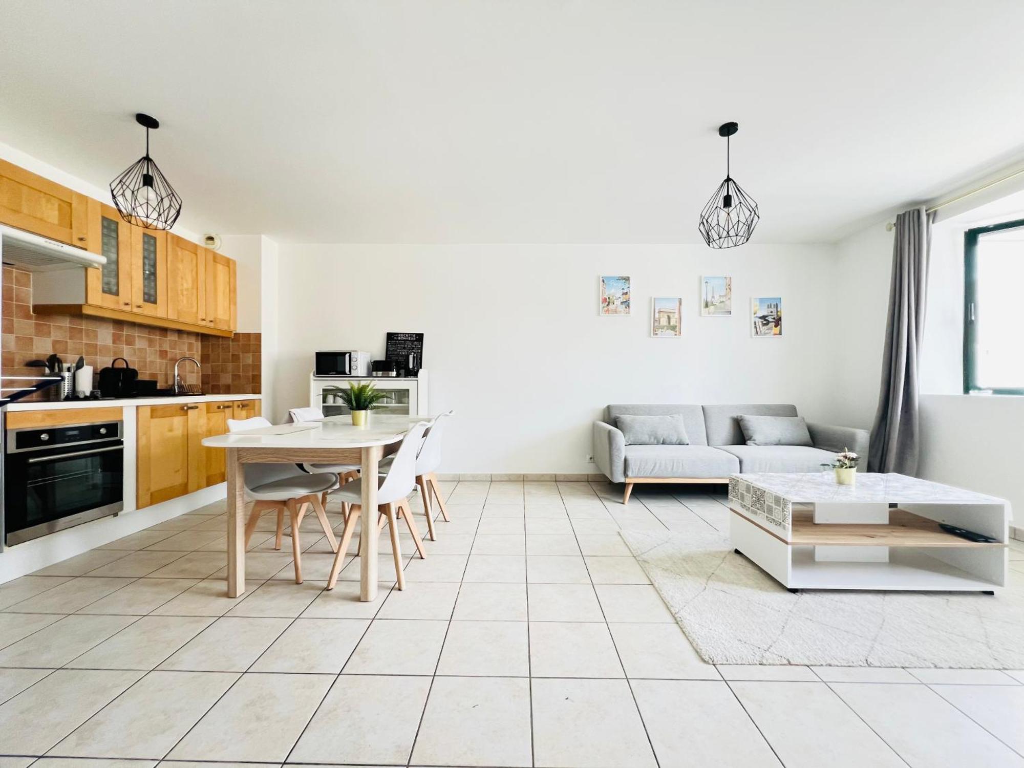 Appartement Coquelicot 25Km Paris Et Disney 퐁토 콩보 외부 사진